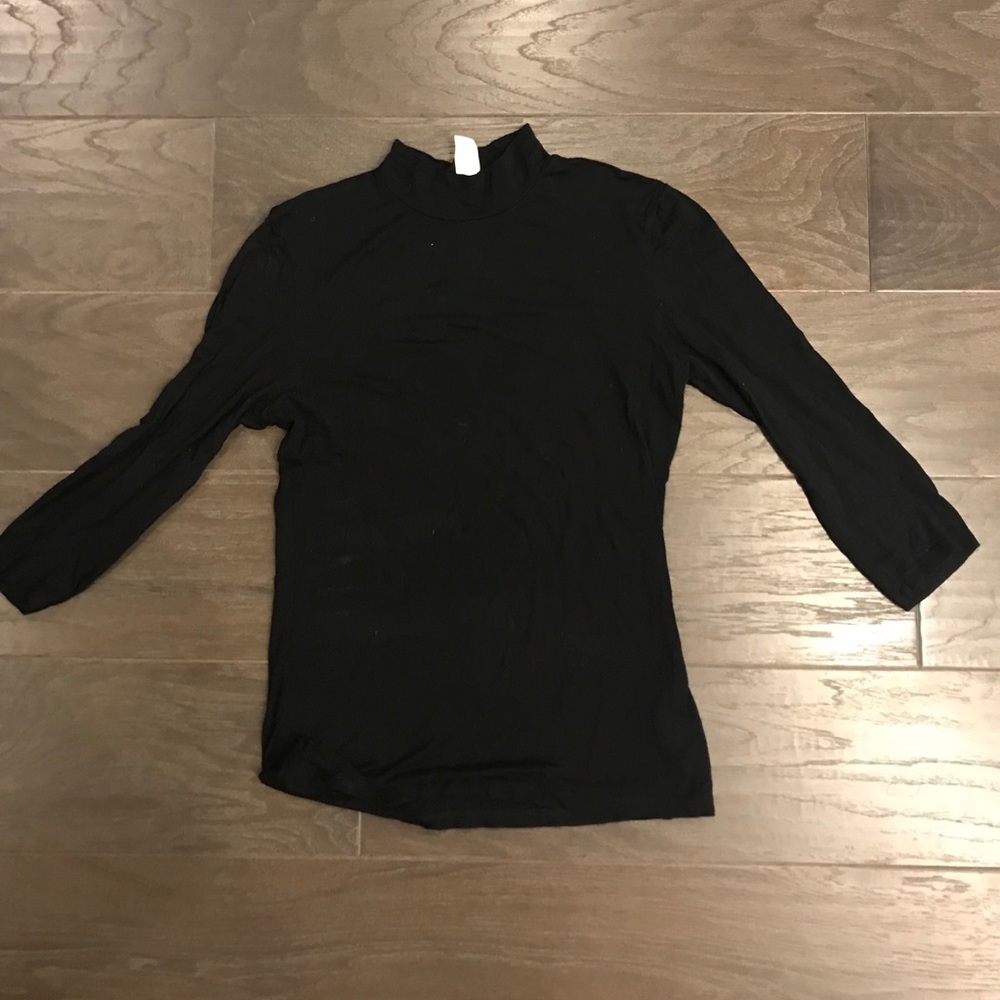 H&M mock neck black top crop sleeves